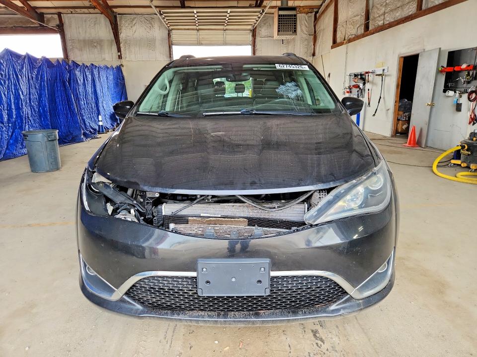 Photo 5 from auction – 2019 CHRYSLER PACIFICA with VIN 2C4RC1BG8KR650542