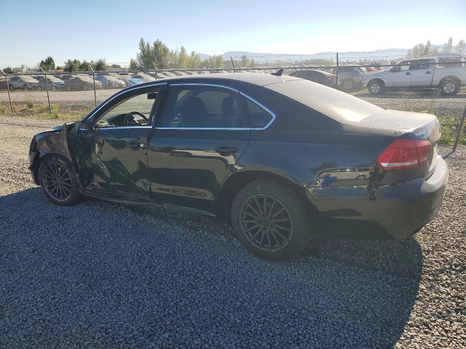 Photo 2 from auction – 2014 VOLKSWAGEN PASSAT with VIN 1VWAT7A30EC040918