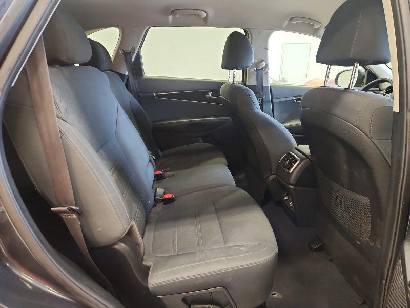 Снимка 11 от търг – 2020 KIA SORENTO с VIN 5XYPG4A59LG622851