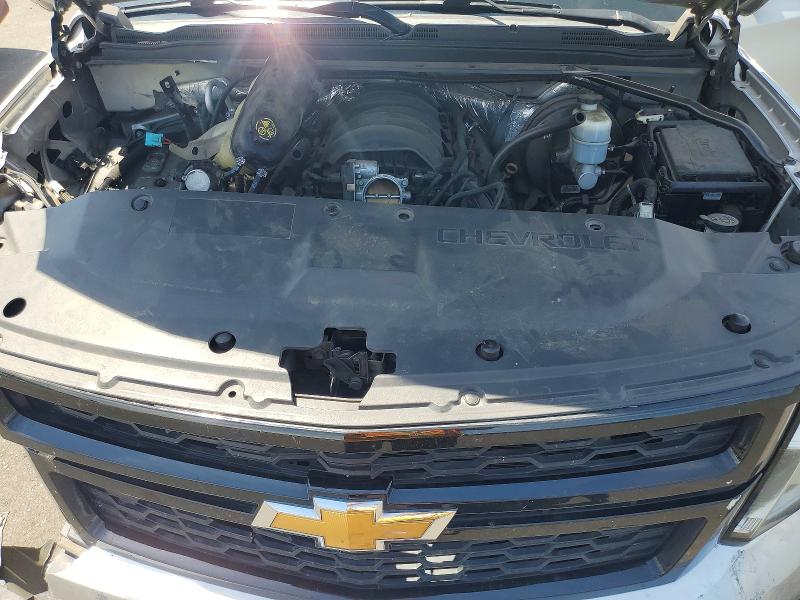 Photo 11 from auction – 2015 CHEVROLET SUBURBAN with VIN 1GNSKJKC5FR692980