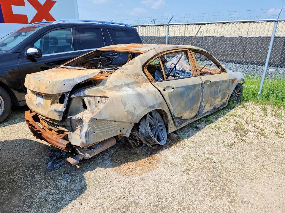Photo 3 from auction – 2017 HONDA ACCORD with VIN 1HGCR2F56HA805817