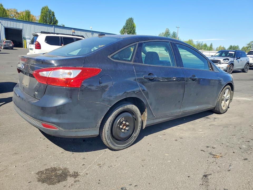 Photo 3 from auction – 2013 FORD FOCUS with VIN 1FADP3F2XDL340693