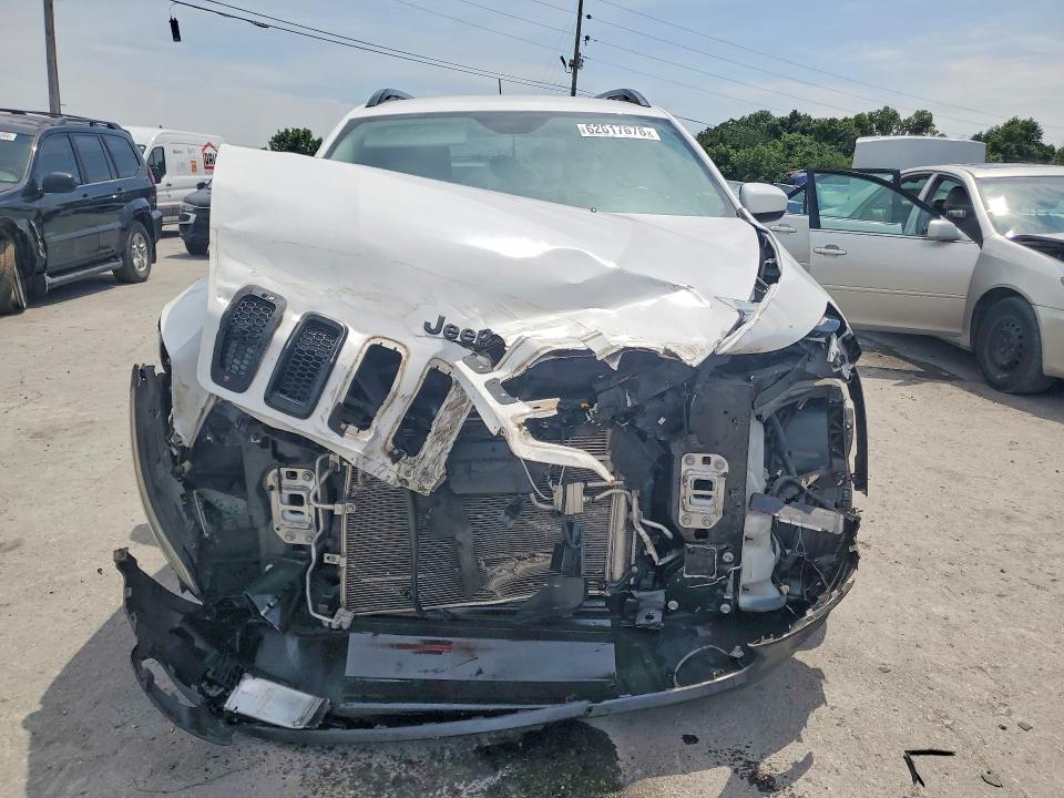 Photo 5 from auction – 2018 JEEP CHEROKEE with VIN 1C4PJLCB4JD596900