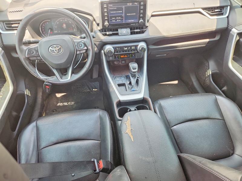 Photo 8 from auction – 2019 TOYOTA RAV4 with VIN 2T3Y1RFV1KC031104