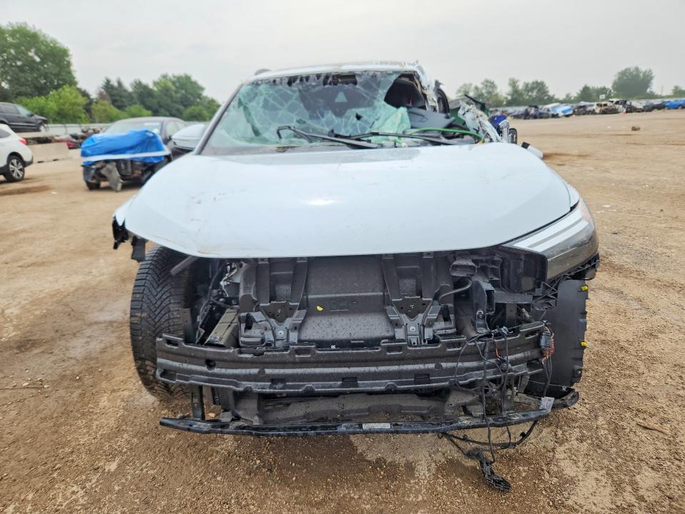 Photo 5 from auction – 2024 AUDI Q4 E-TRON with VIN WA1LUBFZ9RP047402
