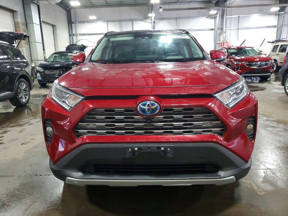 Photo 5 from auction – 2021 TOYOTA RAV4 with VIN 4T3D6RFV5MU019944