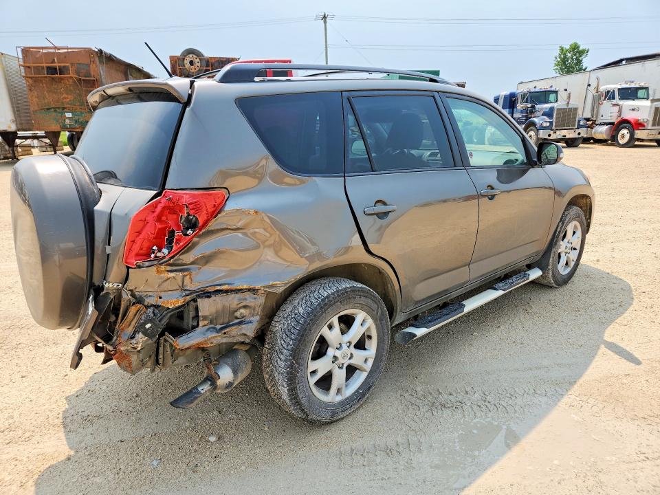 Photo 3 from auction – 2012 TOYOTA RAV4 with VIN 2T3BF4DV6CW242084