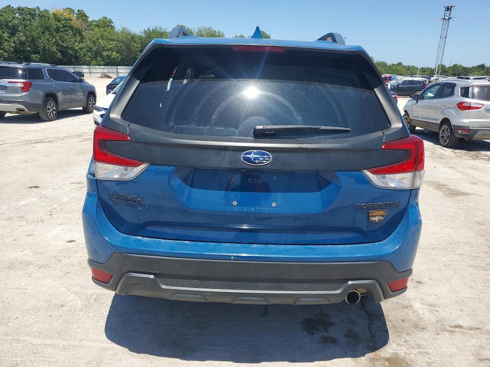 Photo 6 from auction – 2023 SUBARU FORESTER with VIN JF2SKAMC1PH415015