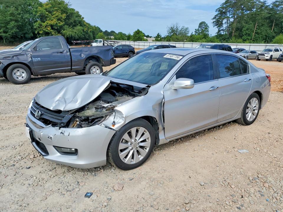 Photo 1 from auction – 2015 HONDA ACCORD with VIN 1HGCR2F8XFA120985