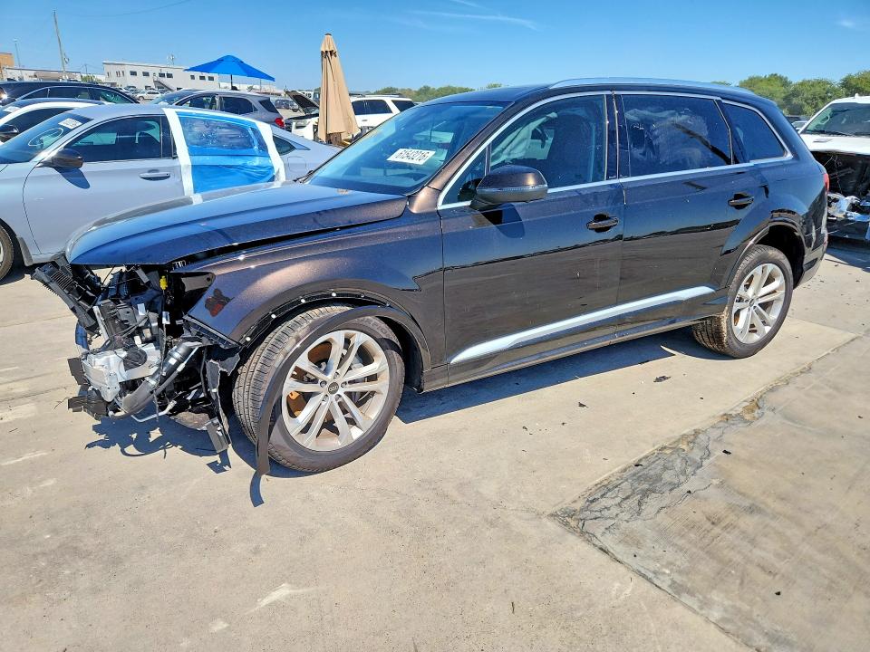 AUDI Q7 2026 with VIN WA1LCBF78TD005121 - Photo from auction