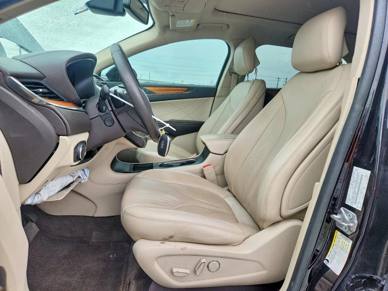 Photo 7 from auction – 2019 LINCOLN MKC with VIN 5LMCJ2C98KUL02981