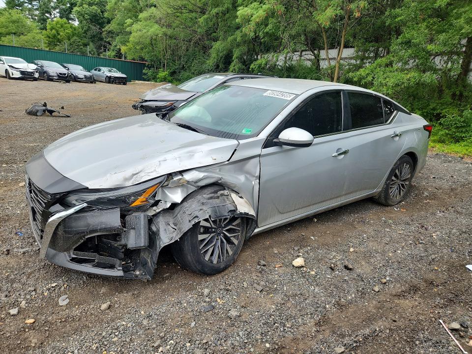 NISSAN ALTIMA 2023 with VIN 1N4BL4DVXPN386992 - Photo from auction