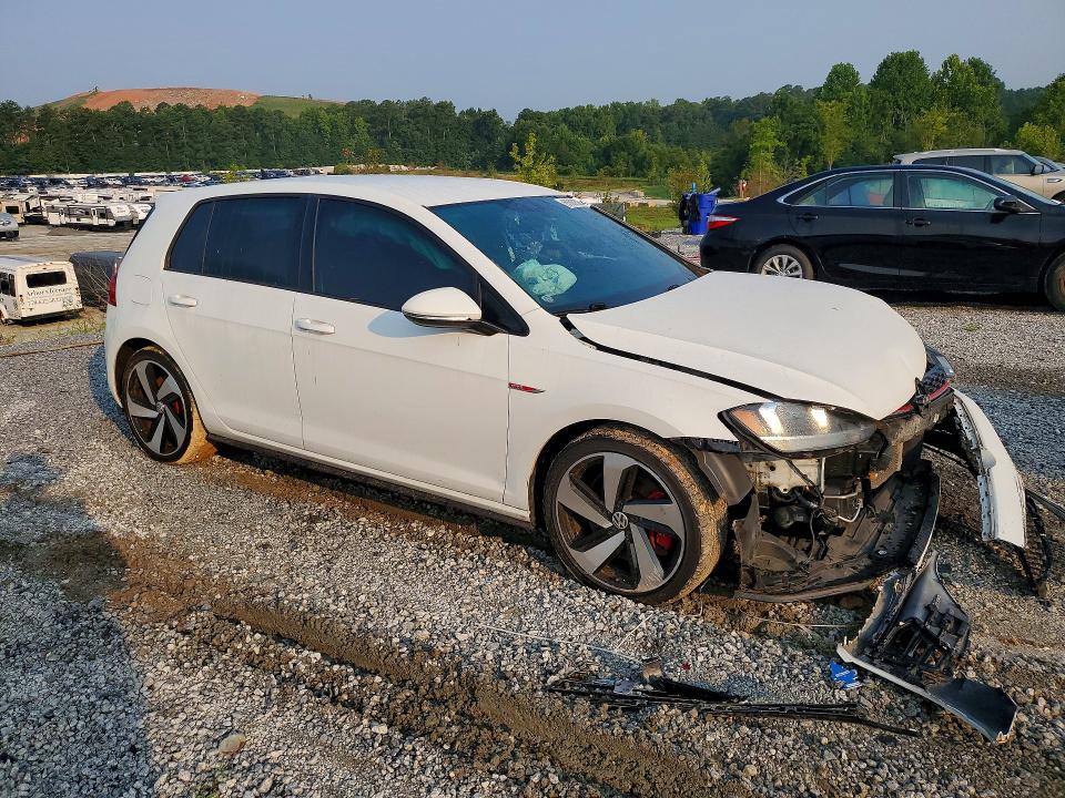 Photo 4 from auction – 2020 VOLKSWAGEN GTI with VIN 3VW6T7AU1LM004343