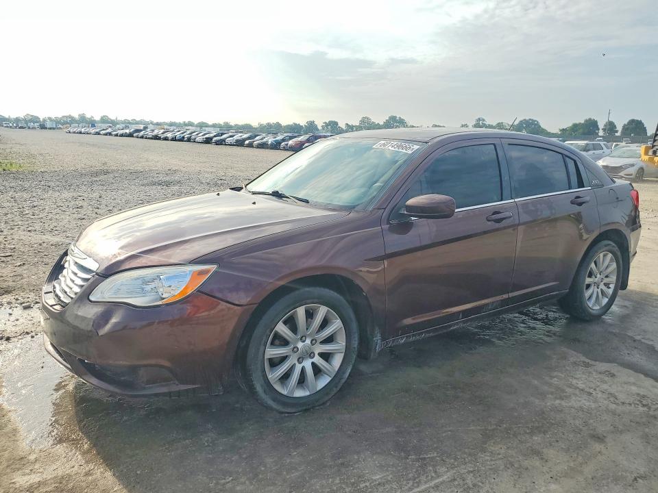 CHRYSLER 200 2012 with VIN 1C3CCBBB9CN197339 - Photo from auction