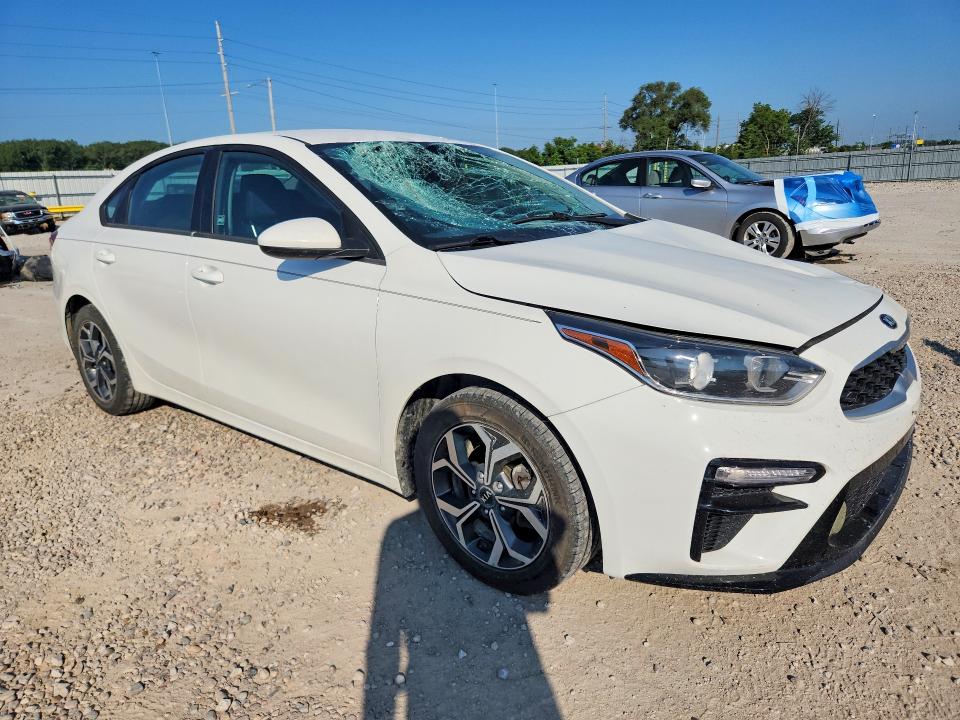 Photo 4 from auction – 2021 KIA FORTE with VIN 3KPF24AD1ME337450