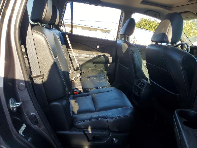 Photo 11 from auction – 2016 HONDA PILOT with VIN 5FNYF5H55GB047258