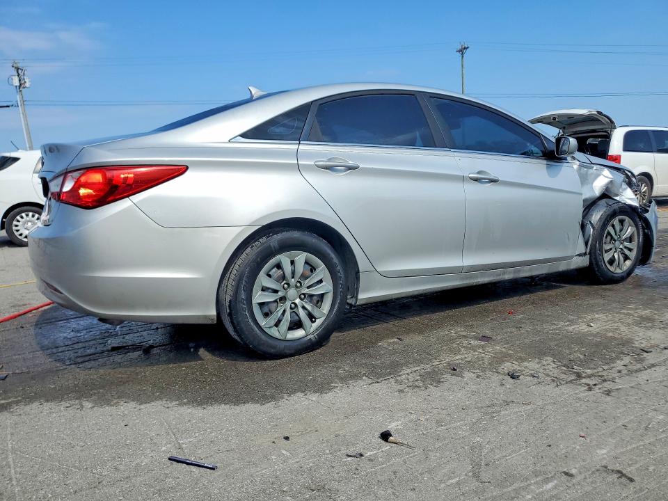 Zdjęcie 3 z aukcji – 2011 HYUNDAI SONATA z VIN 5NPEB4AC9BH047775