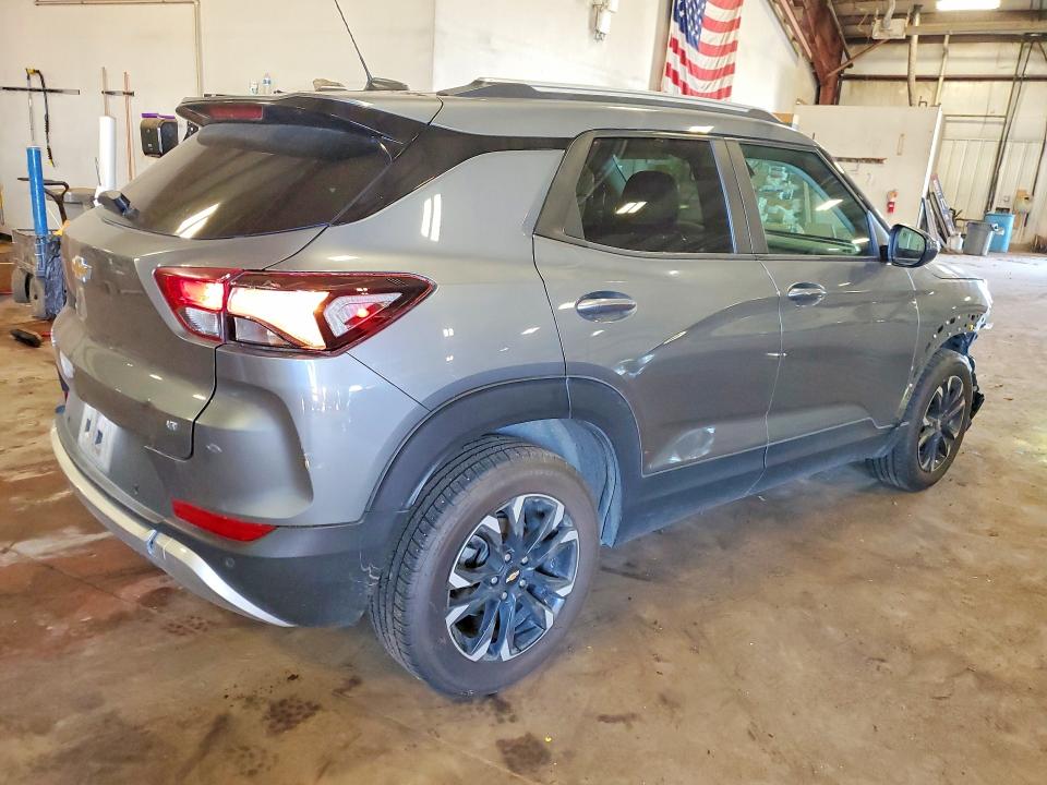 Photo 3 from auction – 2021 CHEVROLET TRAILBLAZER with VIN KL79MRSL8MB101236