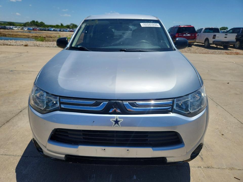 Photo 5 from auction – 2014 MITSUBISHI OUTLANDER with VIN JA4AD2A36EZ008579