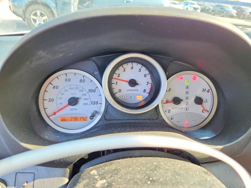 Photo 9 from auction – 2005 TOYOTA RAV4 with VIN JTEGD20V850047130