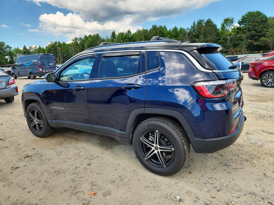 Photo 2 from auction – 2021 JEEP COMPASS with VIN 3C4NJDCB1MT576129