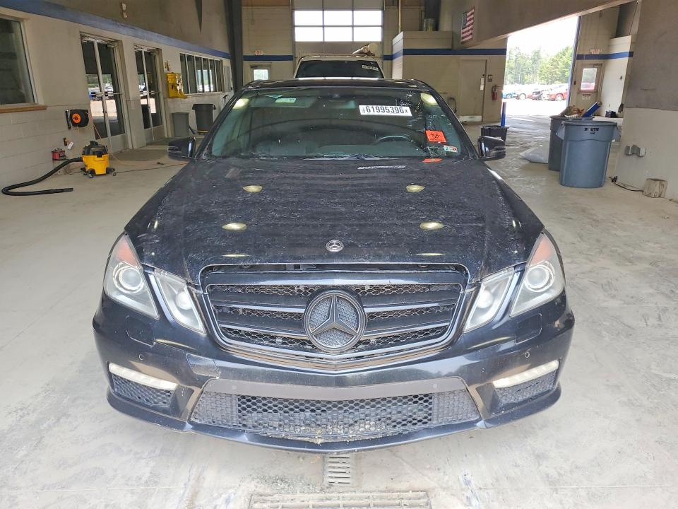 Photo 5 from auction – 2012 MERCEDES-BENZ E with VIN WDDHF7EB6CA525802