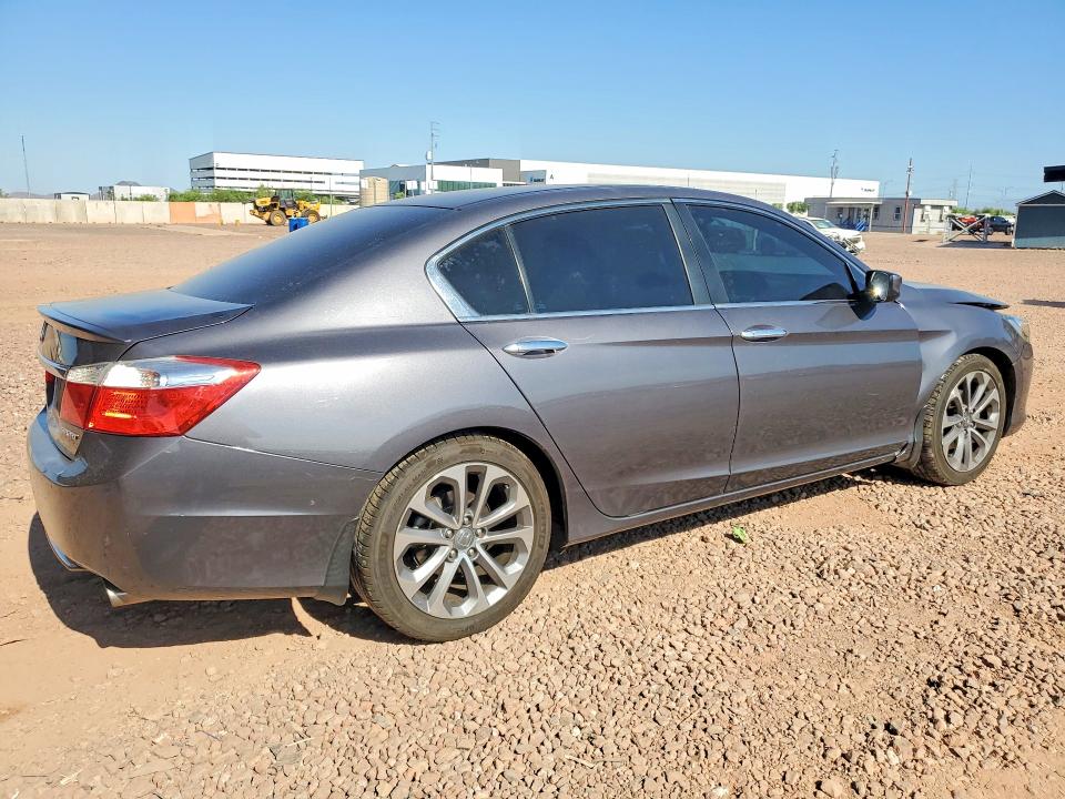 Photo 3 from auction – 2013 HONDA ACCORD with VIN 1HGCR2F58DA268622