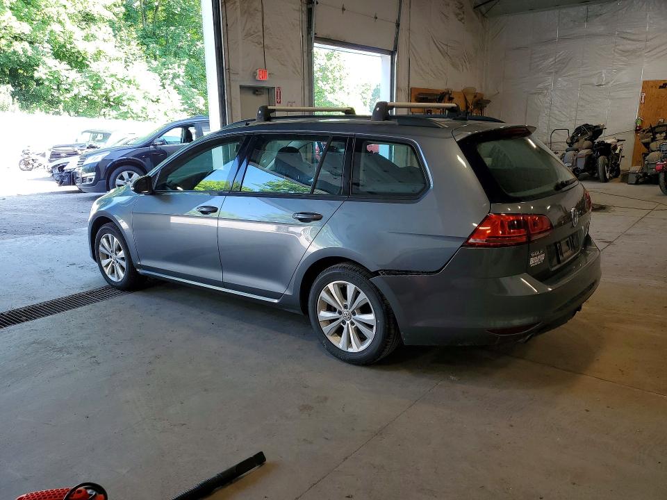 Photo 2 from auction – 2017 VOLKSWAGEN GOLF SPORTWAGEN with VIN 3VW017AU8HM512716