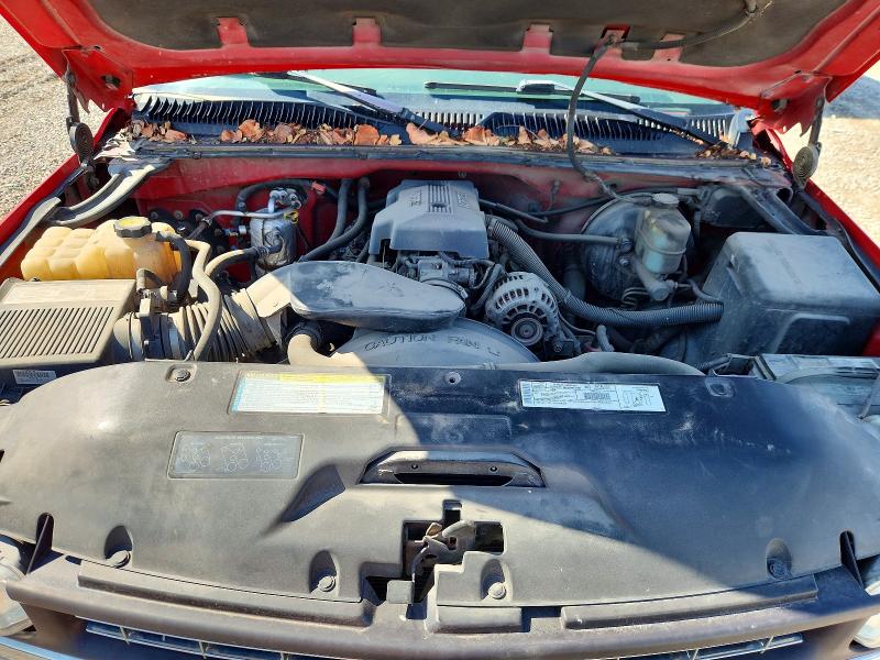 Photo 11 from auction – 2000 CHEVROLET SILVERADO with VIN 1GCEK19T2YE217146