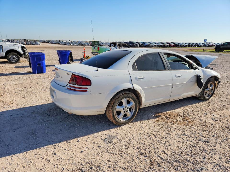 Photo 3 from auction – 2004 DODGE STRATUS with VIN 1B3EL46X14N211016