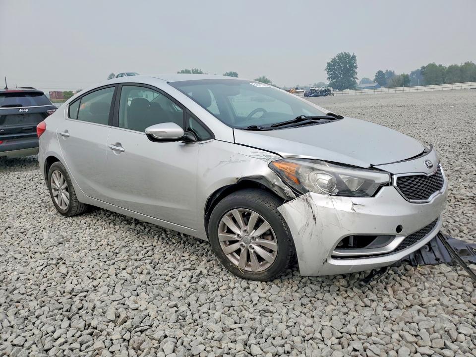 Photo 4 from auction – 2014 KIA FORTE with VIN KNAFX4A80E5058358