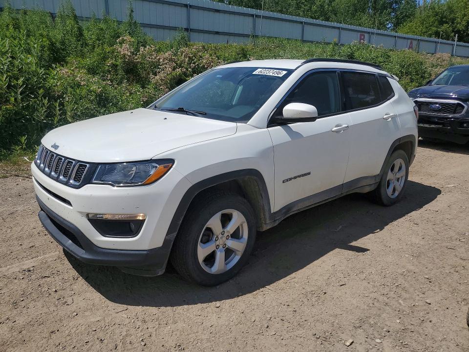 JEEP COMPASS 2018 with VIN 3C4NJDBB4JT261483 - Photo from auction