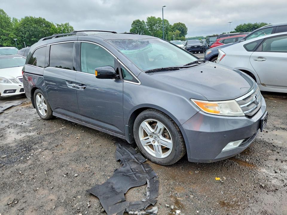 Photo 4 from auction – 2011 HONDA ODYSSEY with VIN 5FNRL5H99BB052052
