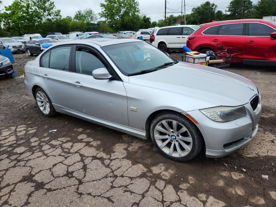Photo 4 from auction – 2011 BMW 328 with VIN WBAPK7C50BA974127