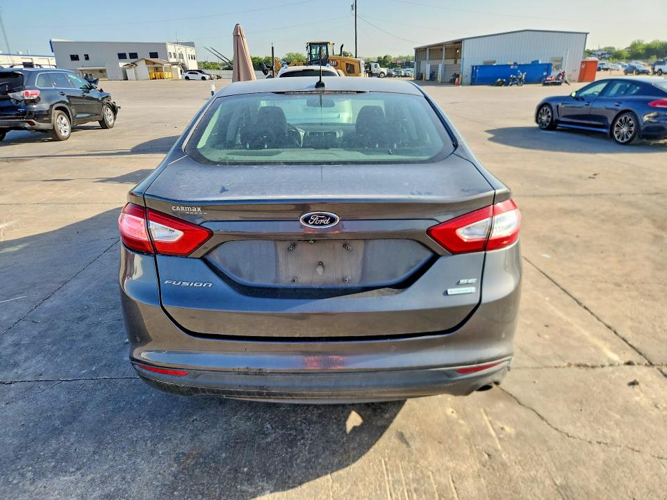 Photo 6 from auction – 2016 FORD FUSION with VIN 3FA6P0HD8GR354698