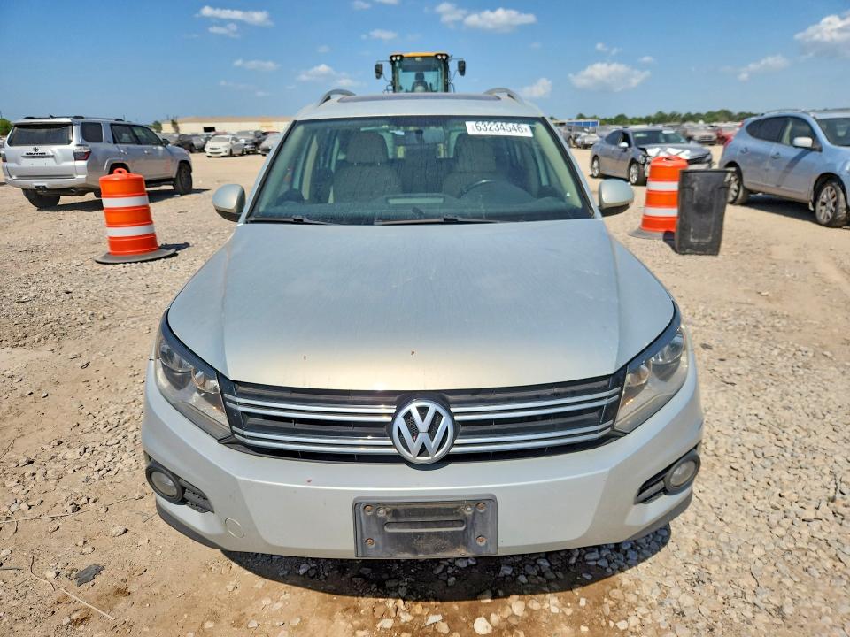 Photo 5 from auction – 2015 VOLKSWAGEN TIGUAN with VIN WVGAV7AX0FW563125