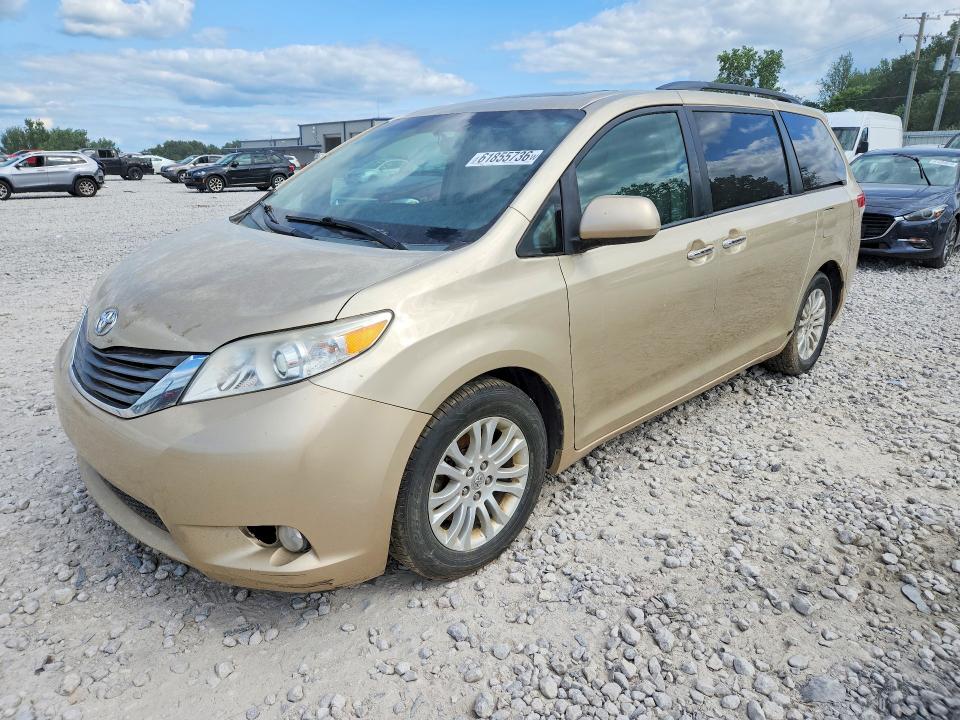 TOYOTA SIENNA 2013 with VIN 5TDYK3DC0DS353053 - Photo from auction