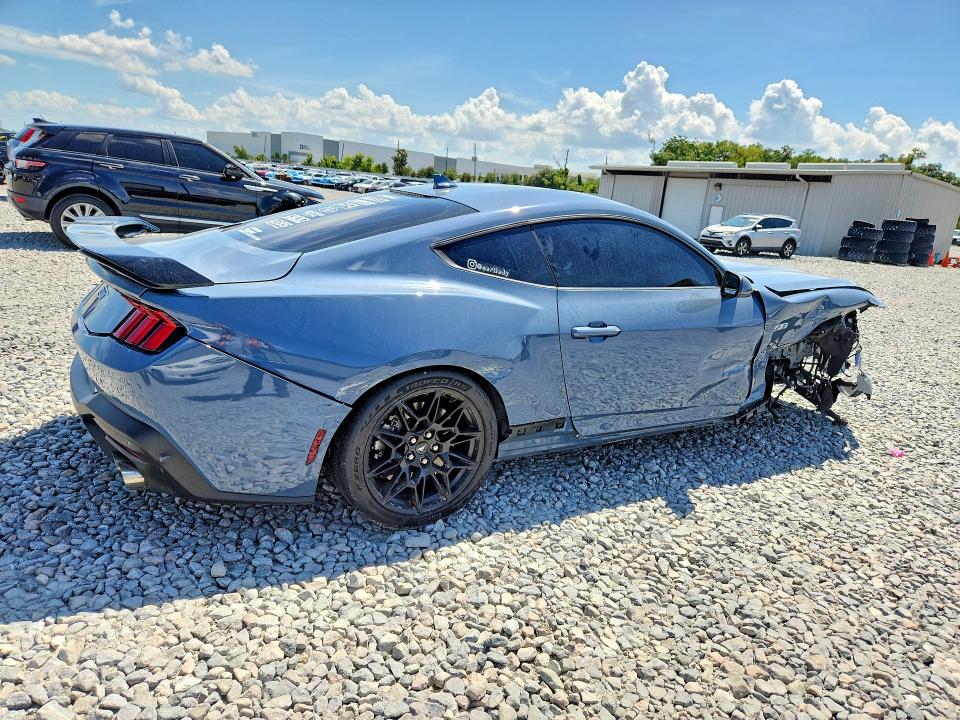 Photo 3 from auction – 2026 FORD MUSTANG with VIN 1FA6P8CF1T5405608