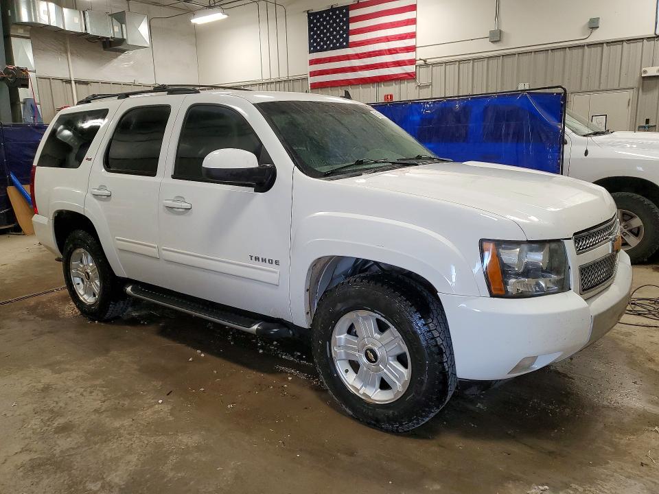 Photo 4 from auction – 2013 CHEVROLET TAHOE with VIN 1GNSKBE05DR176672