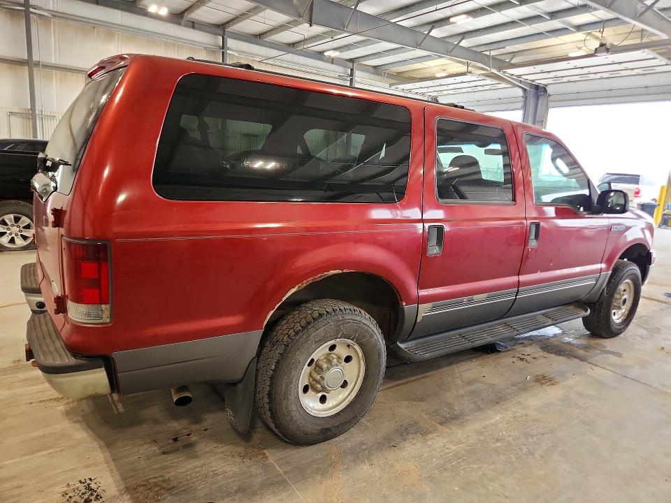 Photo 3 from auction – 2005 FORD EXCURSION with VIN 1FMNU41S35EB14159