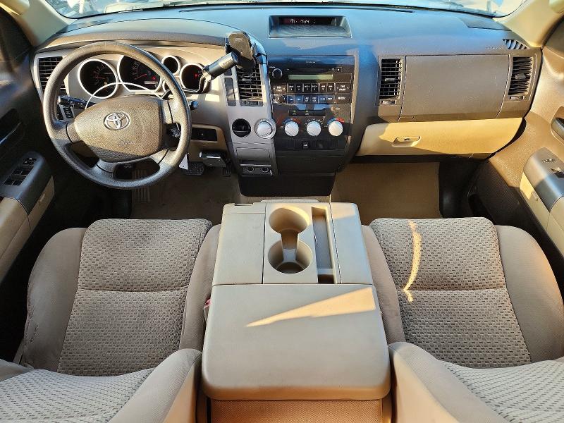 Photo 8 from auction – 2010 TOYOTA TUNDRA with VIN 5TFRY5F16AX090437