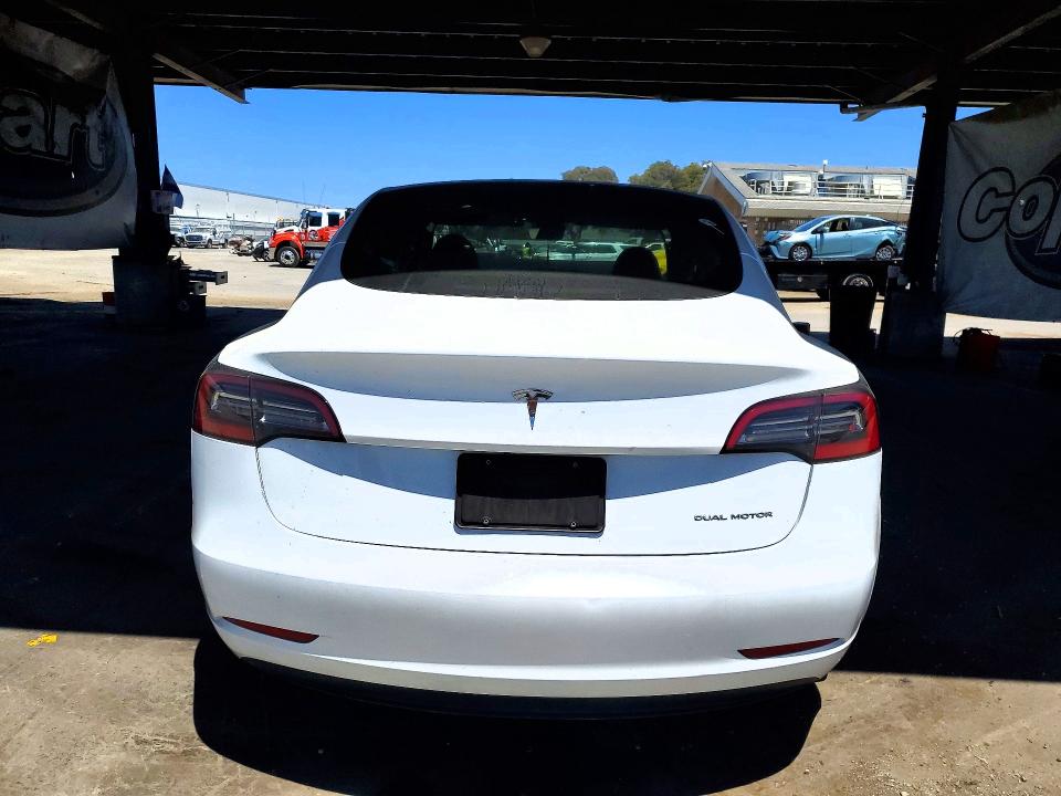 Photo 6 from auction – 2023 TESLA MODEL 3 with VIN 5YJ3E1EB9PF592833