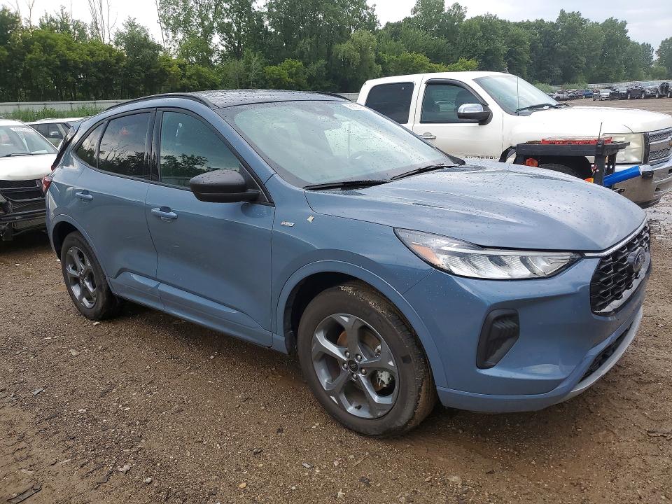 Photo 4 from auction – 2024 FORD ESCAPE with VIN 1FMCU9MN7RUB60664