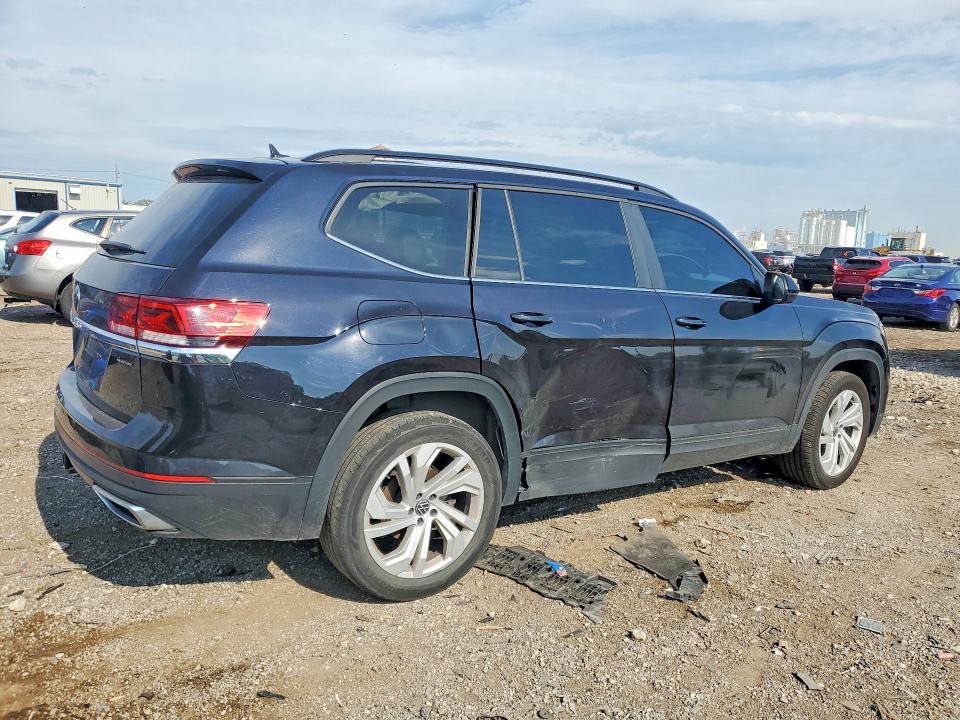 Photo 3 from auction – 2023 VOLKSWAGEN ATLAS with VIN 1V2KR2CA7PC510691
