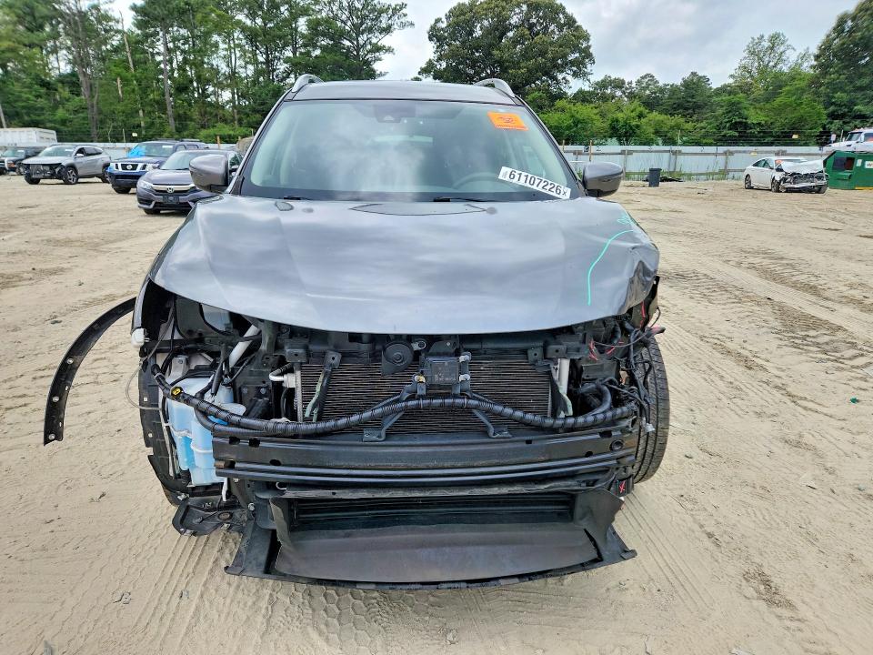 Photo 5 from auction – 2019 NISSAN ROGUE with VIN 5N1AT2MV9KC733092