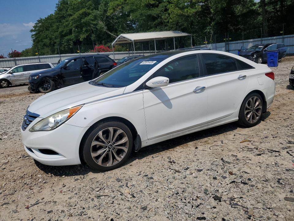 HYUNDAI SONATA 2013 مع رقم تعريف المركبة 5NPEC4AB0DH787884 - صورة من المزاد