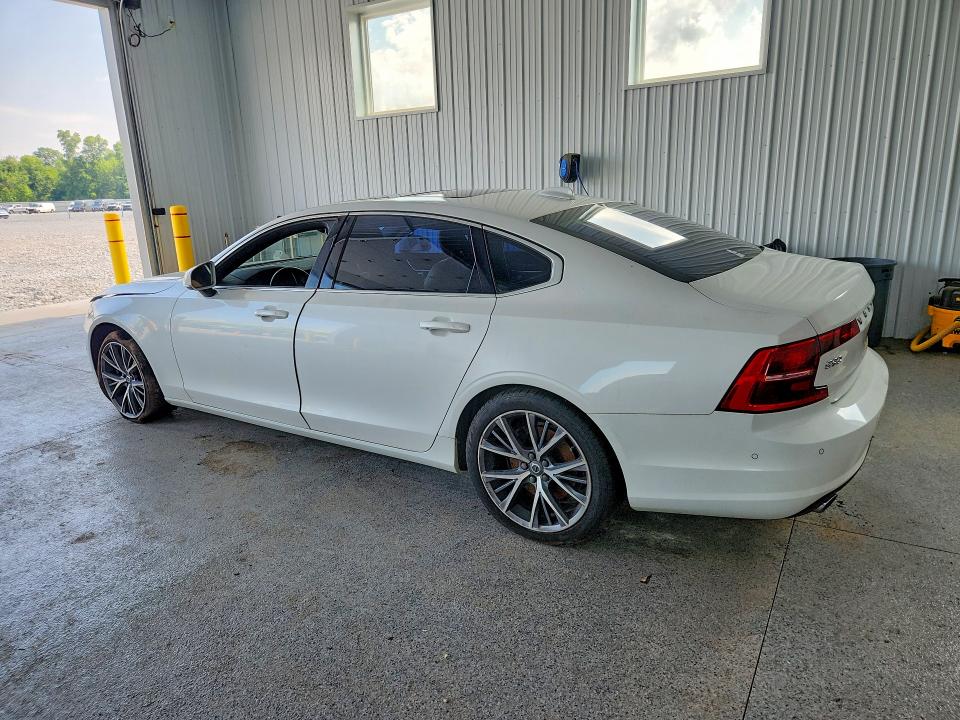Foto 2 de la subasta – 2018 VOLVO S90 con VIN LVY982AKXJP020172