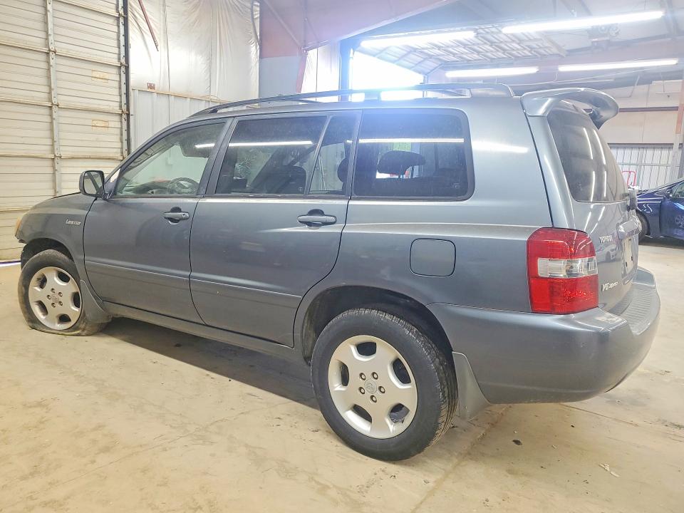 Photo 2 from auction – 2005 TOYOTA HIGHLANDER with VIN JTEEP21A150097085