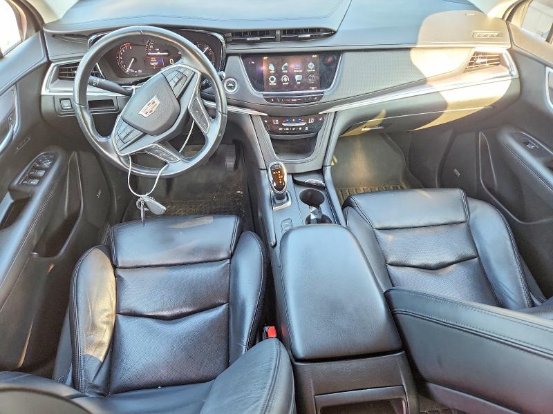 Photo 8 from auction – 2017 CADILLAC XT5 with VIN 1GYKNDRS0HZ123644