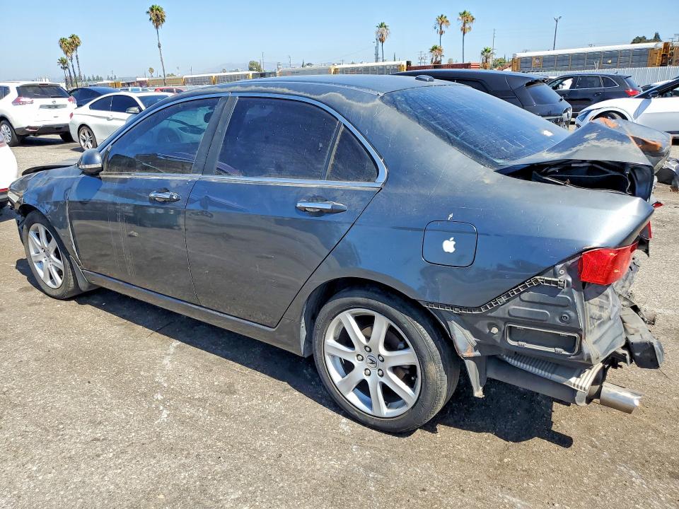 Photo 2 from auction – 2005 ACURA TSX with VIN JH4CL96885C000760